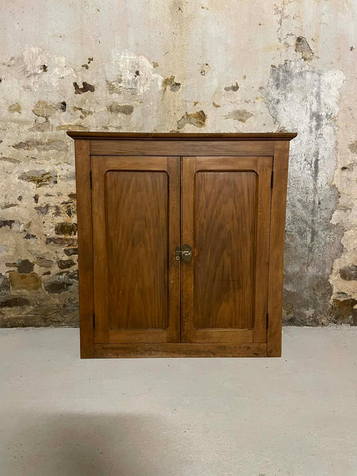 Buffet ancien style parisien