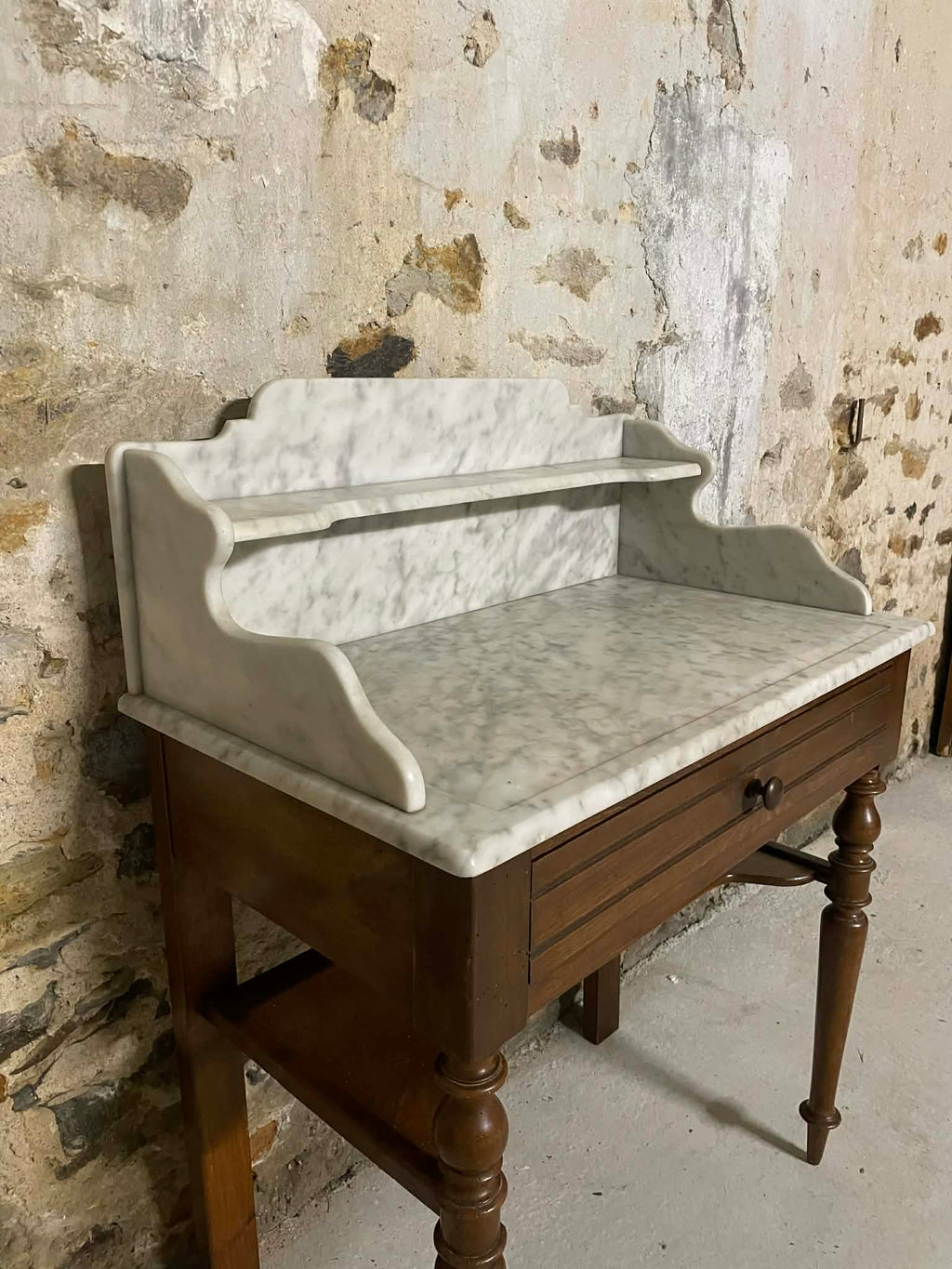 Coiffeuse ancienne en bois et marbre blanc