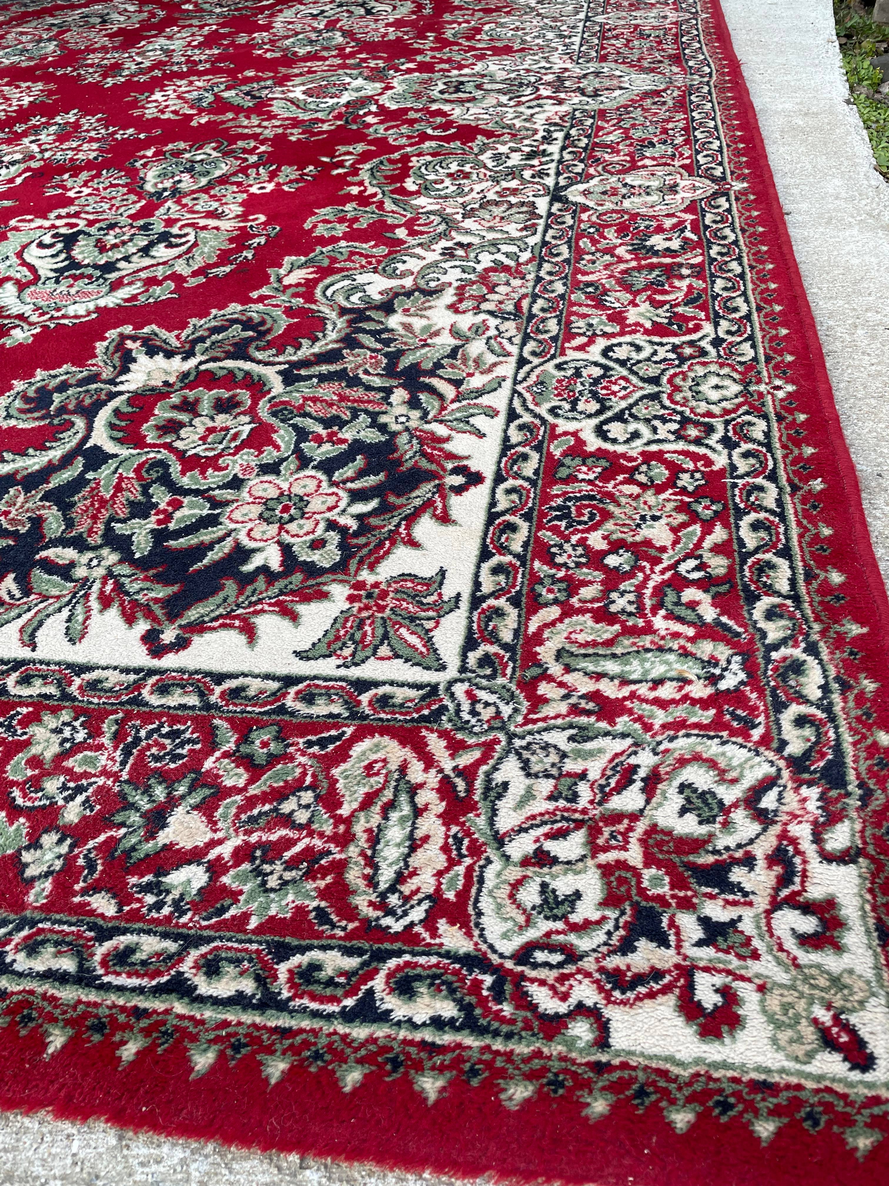 Grand tapis oriental