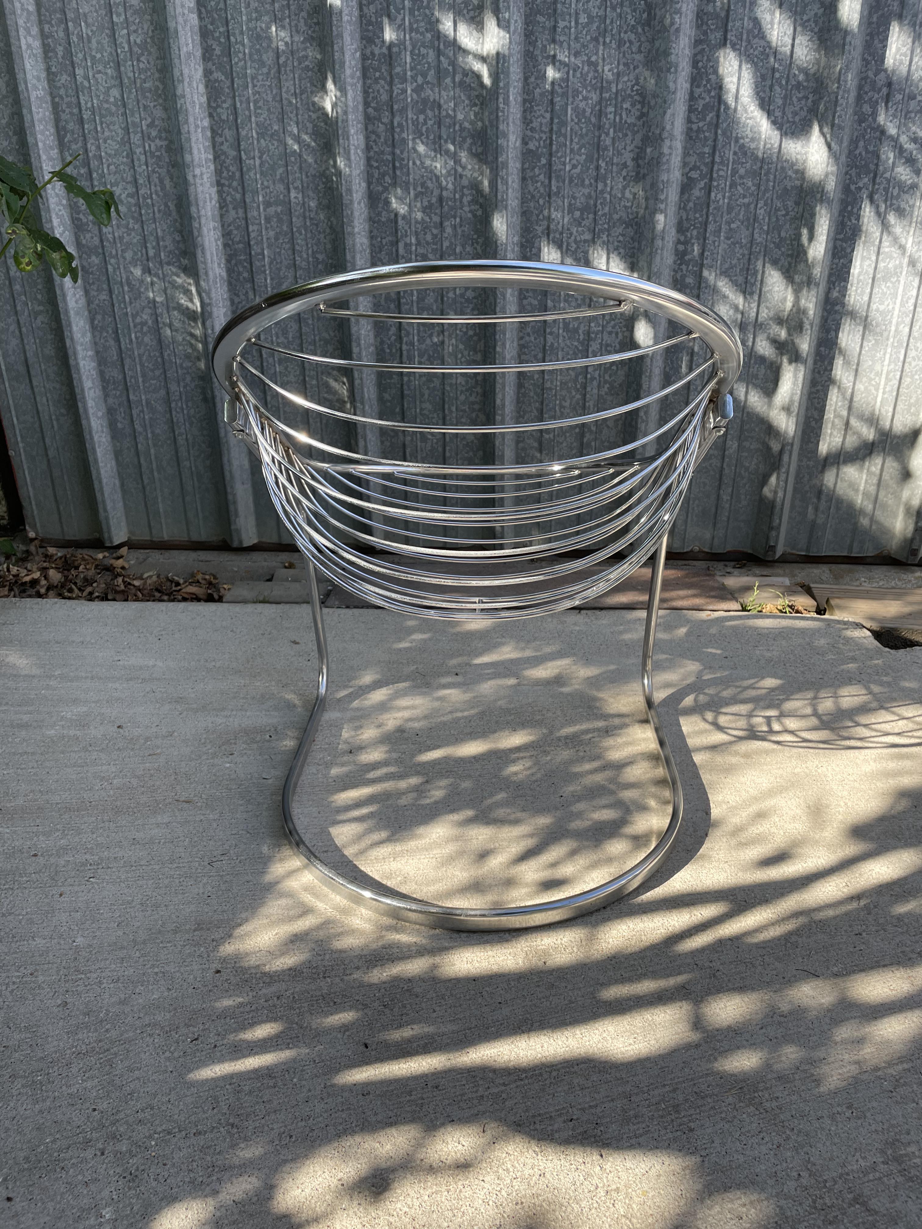 Fauteuils Egg Rinaldi