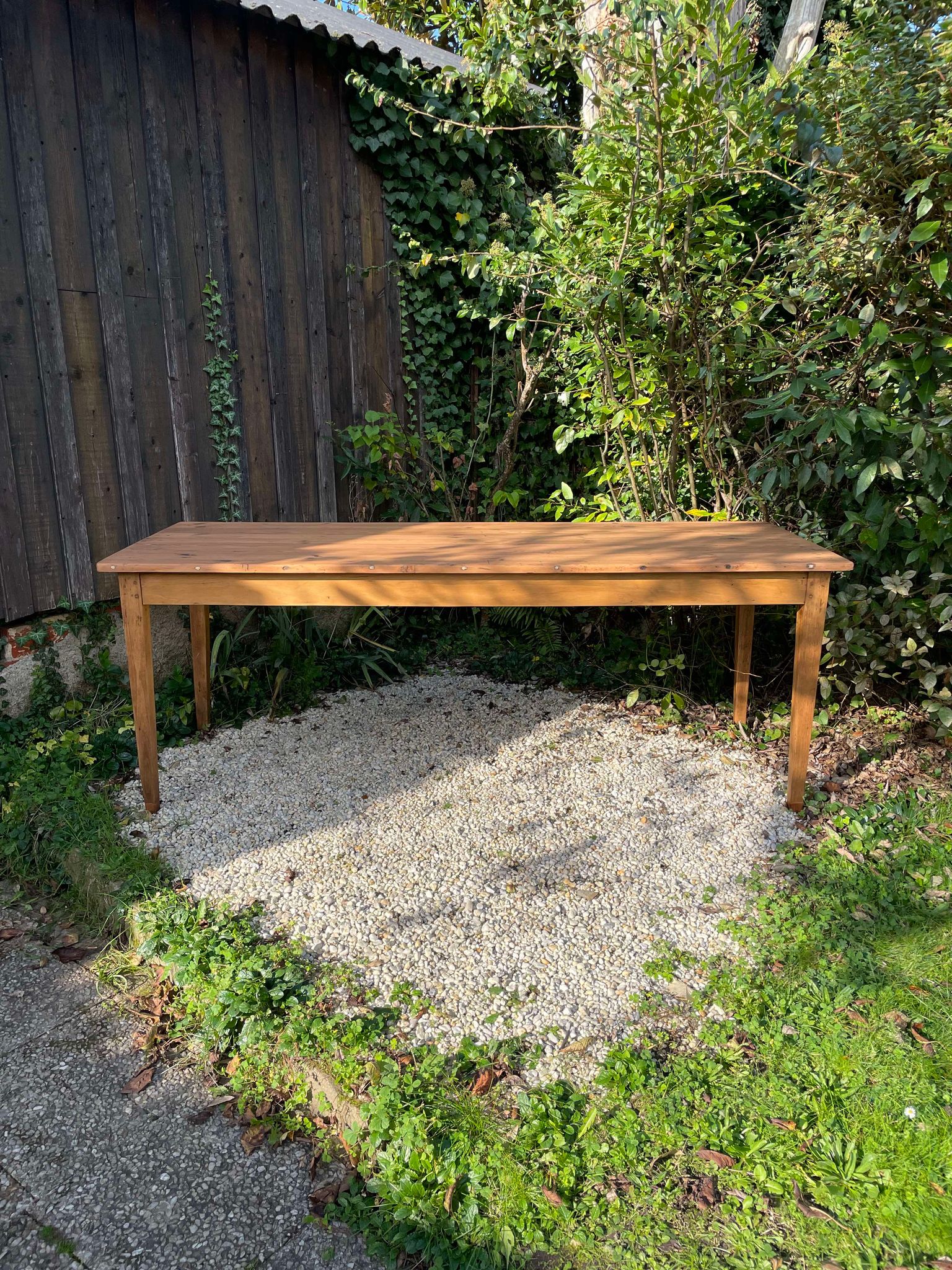 Grande table de ferme pieds fuseaux