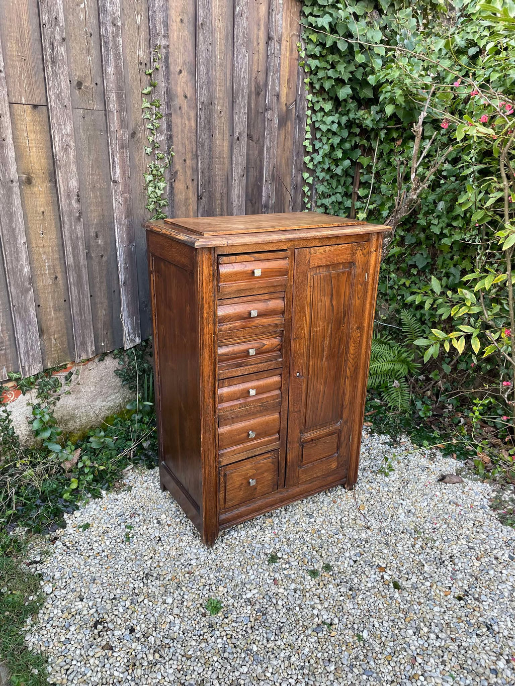 Meuble de rangement vintage