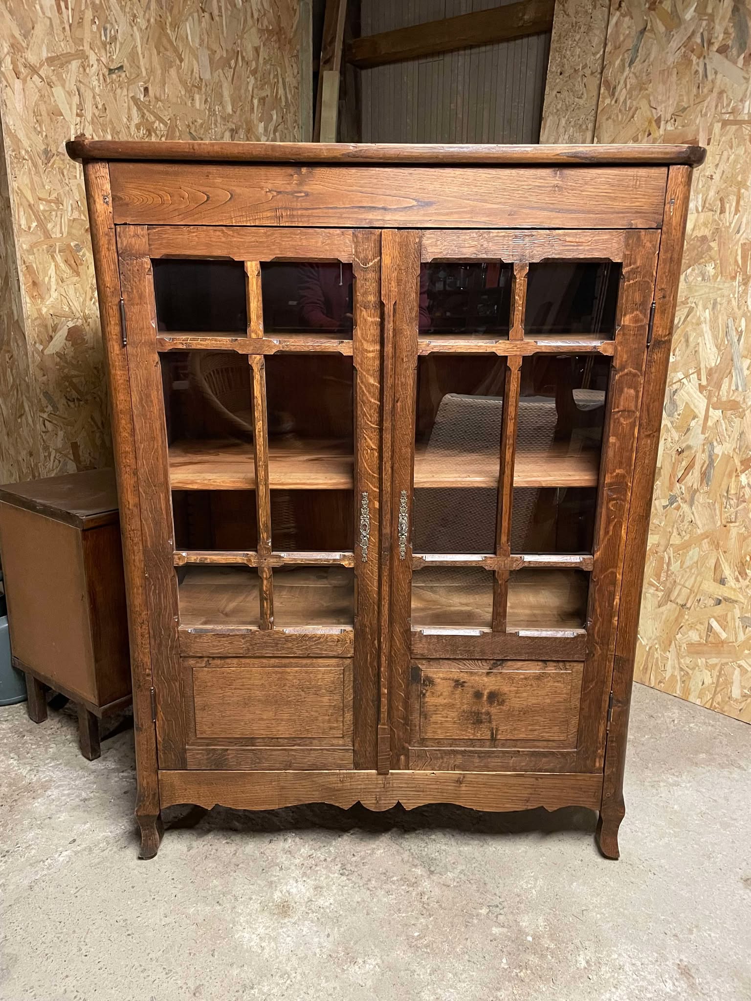 Vitrine ancienne en chêne