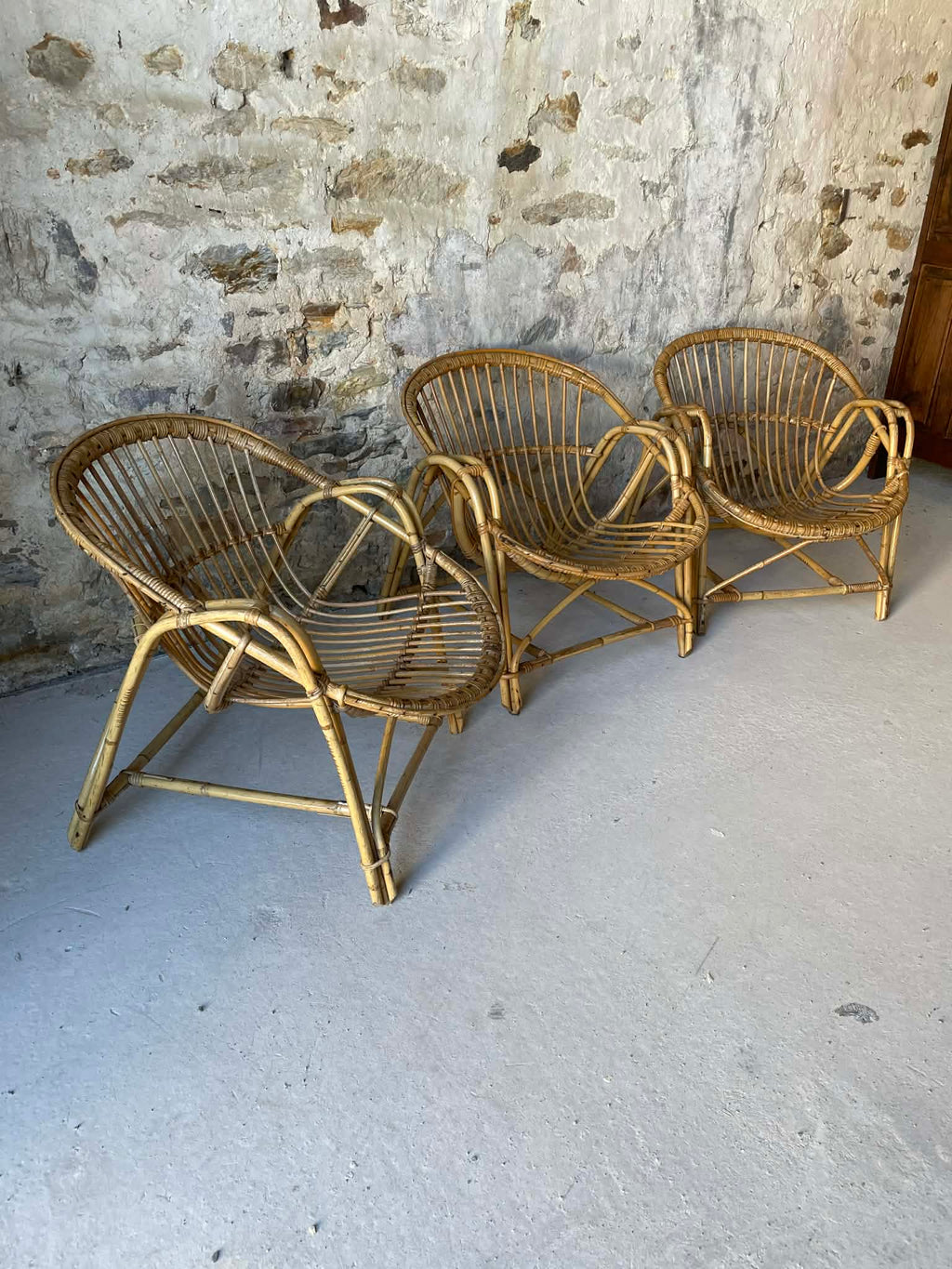 Fauteuil en osier vintage années 70