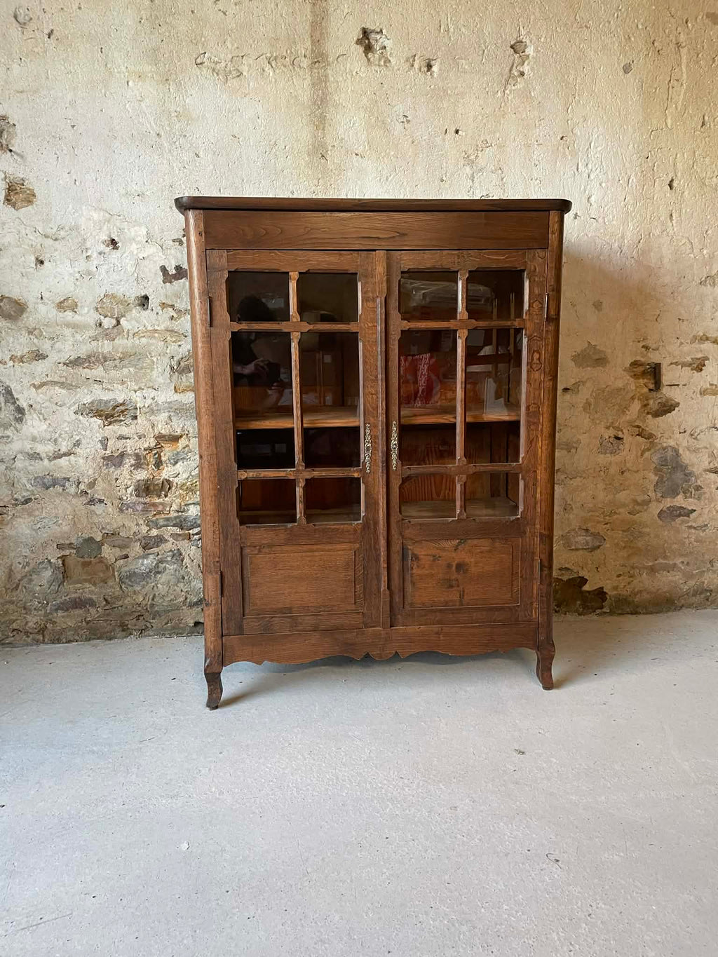 Vitrine ancienne en chêne