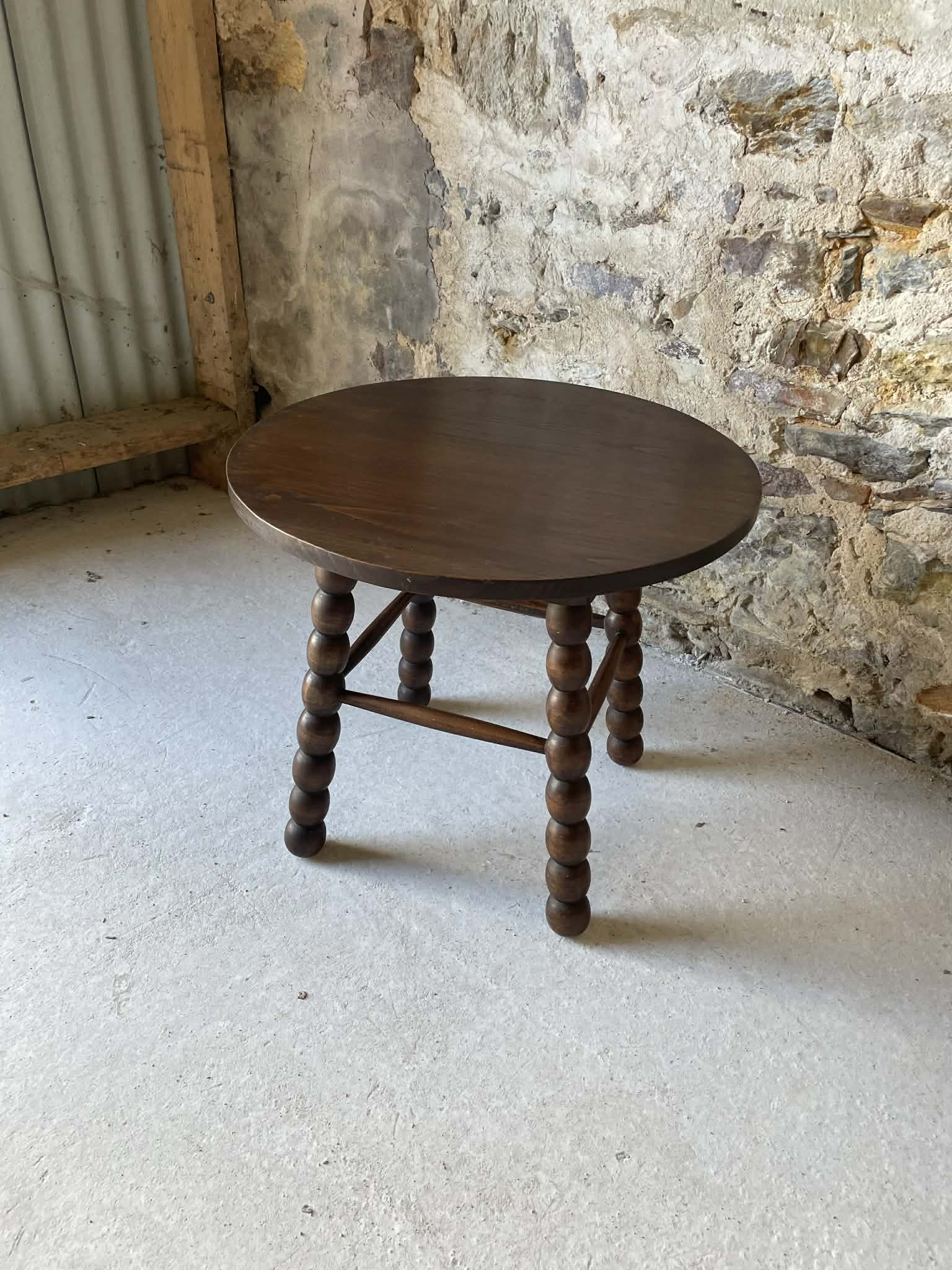 Table basse ronde en bois pieds tournés