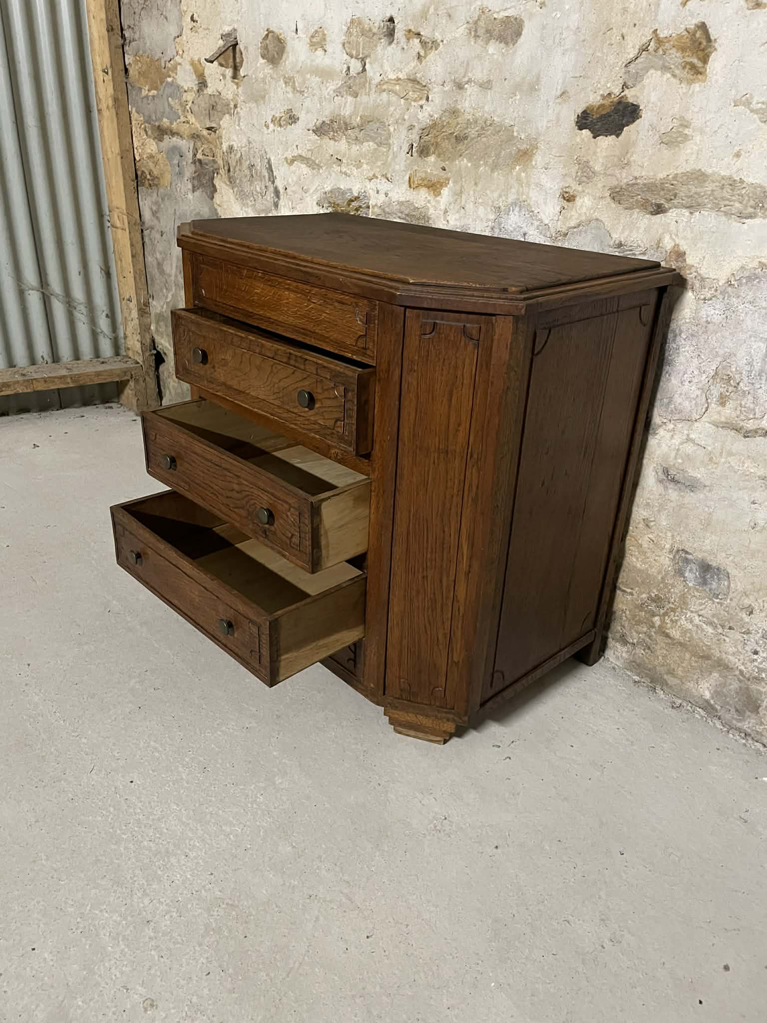 Commode en chêne massif 4 tiroirs style campagne chic