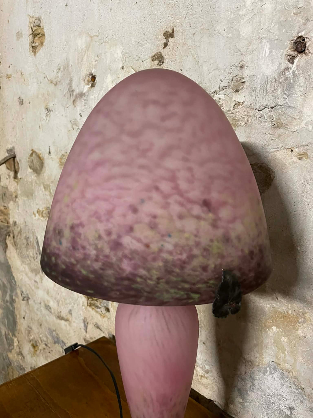 Lampe Le Verre Français en verre rose