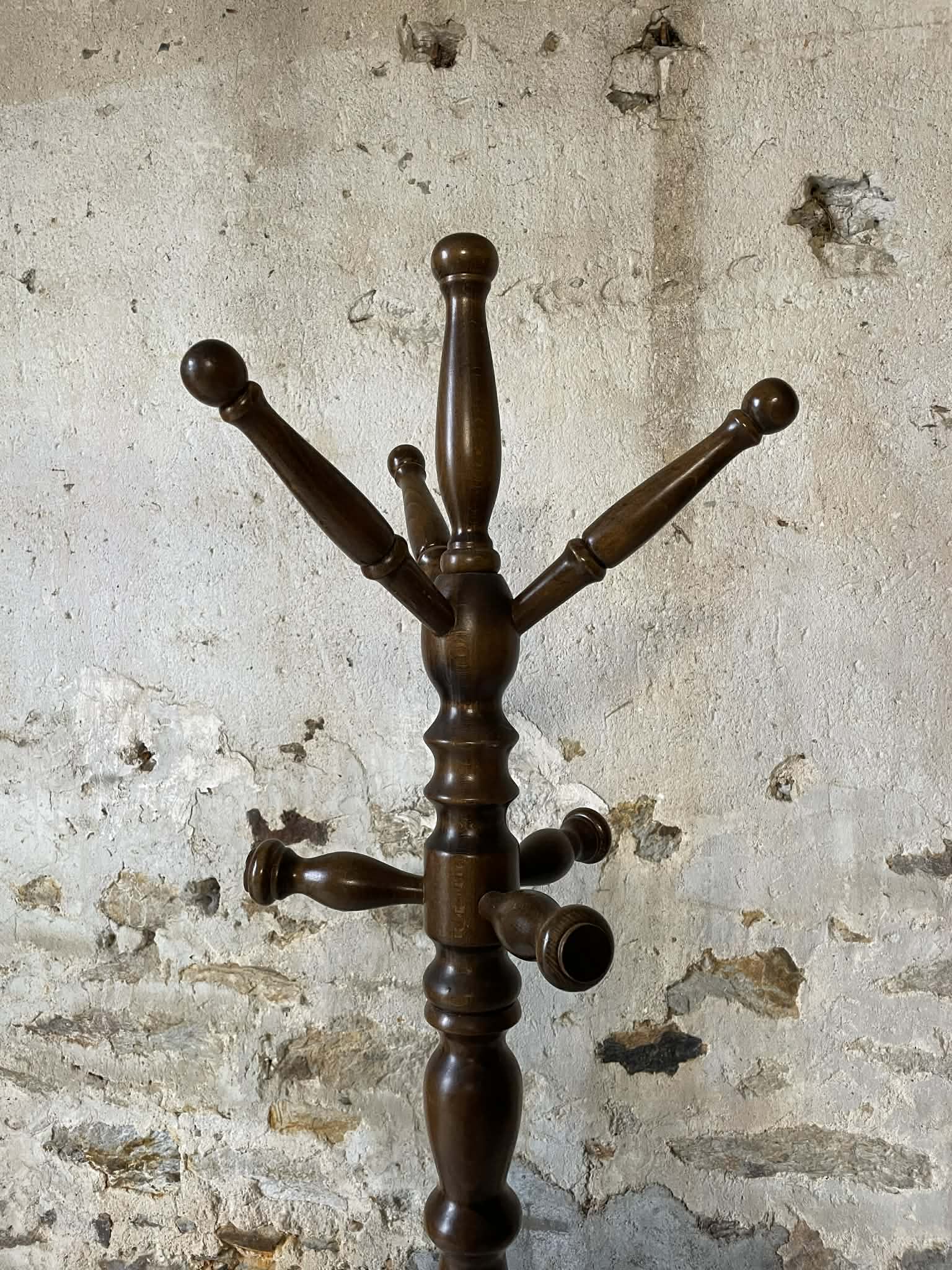 Porte-manteau ancien en bois tourné