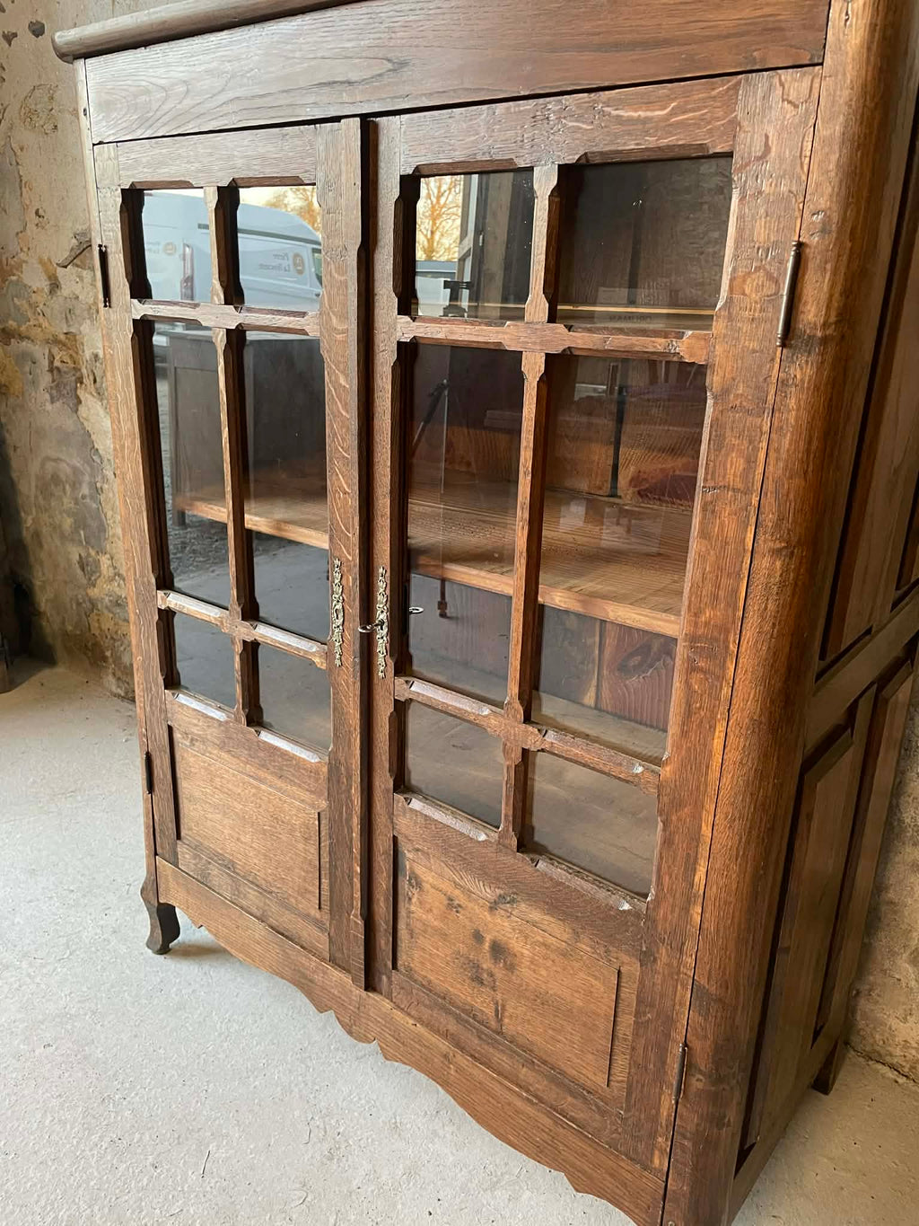 Vitrine ancienne en chêne
