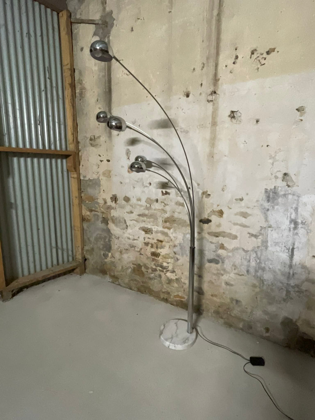 Lampadaire vintage arc chrome et marbre 5 branches années 70